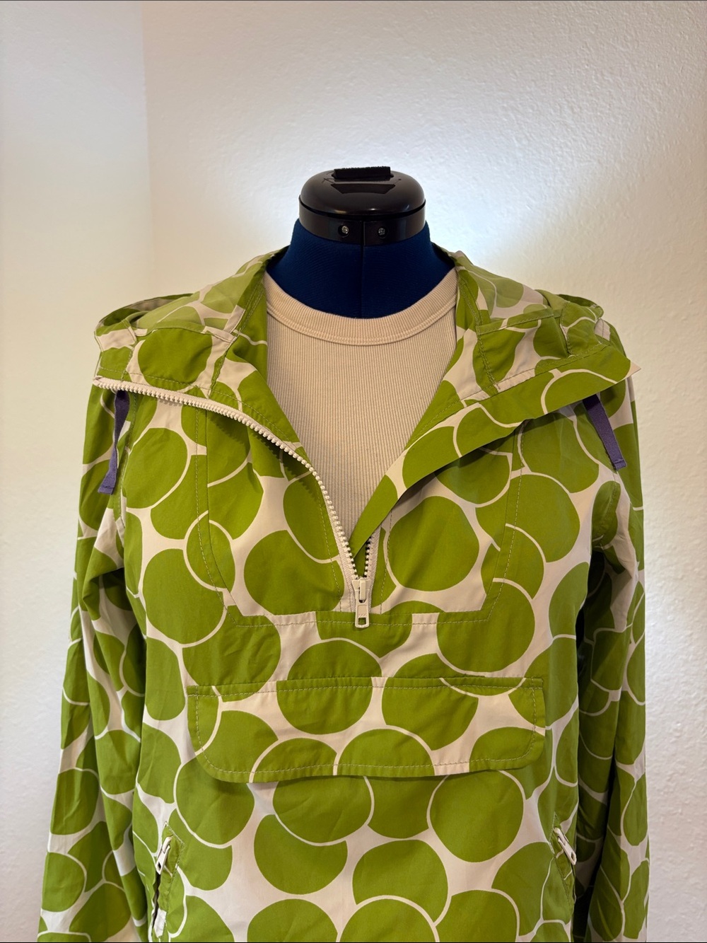 Boden NWOT Green White Giant Polka Dot Pullover Packable Anorak Jacket Size 8 - Picture 2 of 16